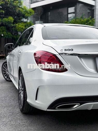 Mercedes-Benz C300 AMG 2017