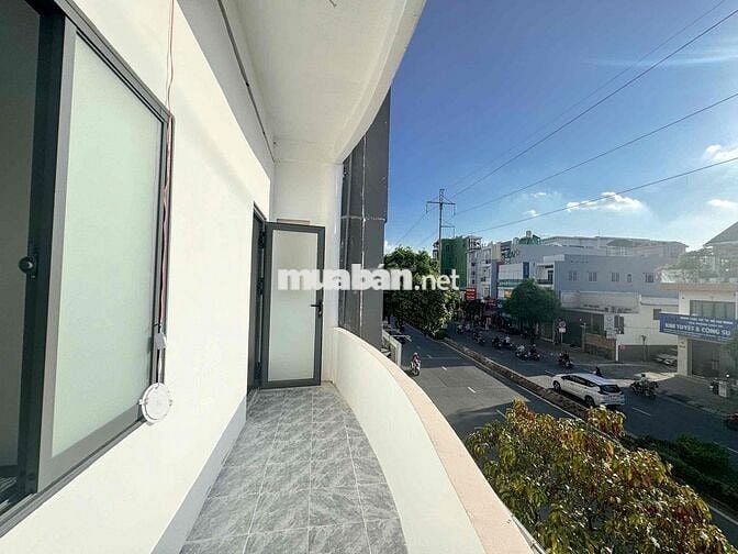 Ngay Phú Thọ_CHDV 2PN Balcony_Full NT_MGR_Nhà mới xây_Dịch vụ đầy đủ
