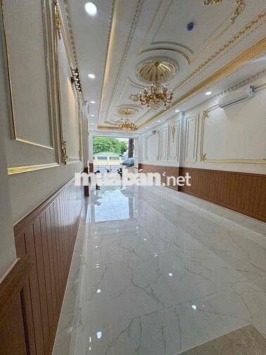 cho thuê nhà mặt tiền đường 3/2 có thang máy. mới đẹp dài 28m