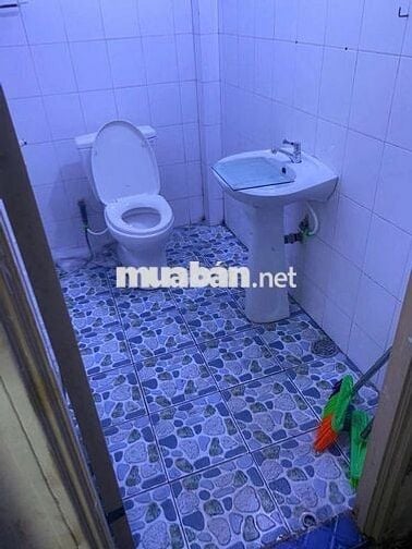 Bán nhà đường số 4 (1 set) hẻm 4m thong , sát bãi xe tải 4 căn,