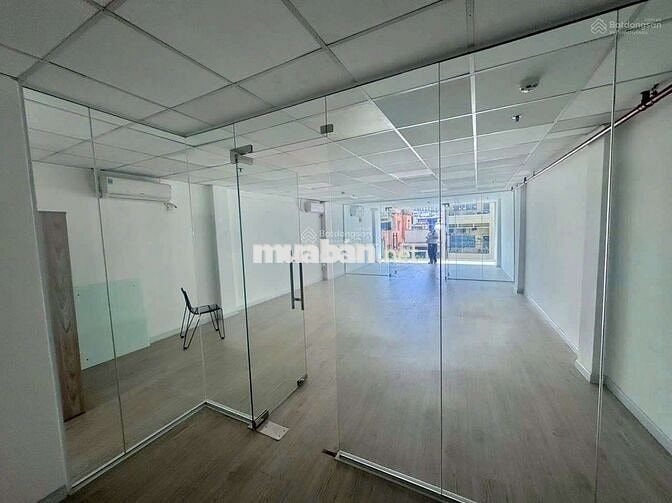 NHÀ QUẬN 3, NGANG 5.2M DÀI 15M, SÀN TRỐNG