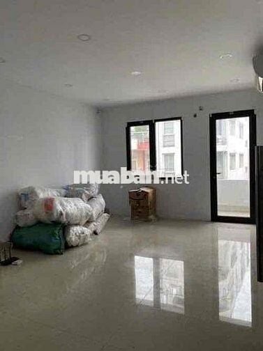 CHO THUÊ NHÀ LÀM HOME STAY(13PN,THANG MÁY)NGUYỄN ĐÌNH CHÍNH, PHÚ NHUẬN