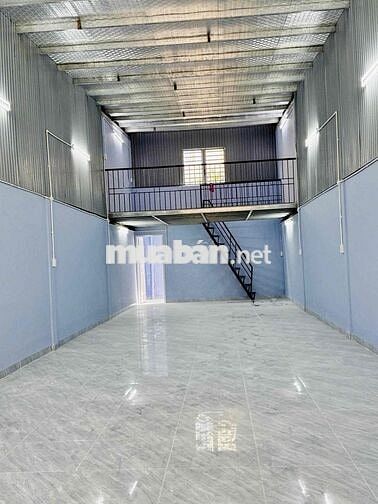 Cho thuê kho sạch, đẹp đường Đặng Thuỳ Trâm. DT 5x22m. Giá 18tr/tháng