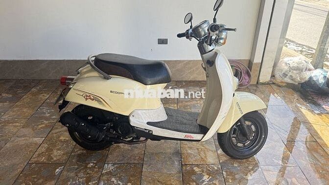 Honda Scoopy 2018 Vàng trắng 49cc