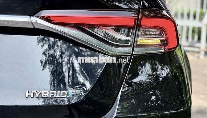 Toyota Corolla Altis 1.8HEV 2022 Đen