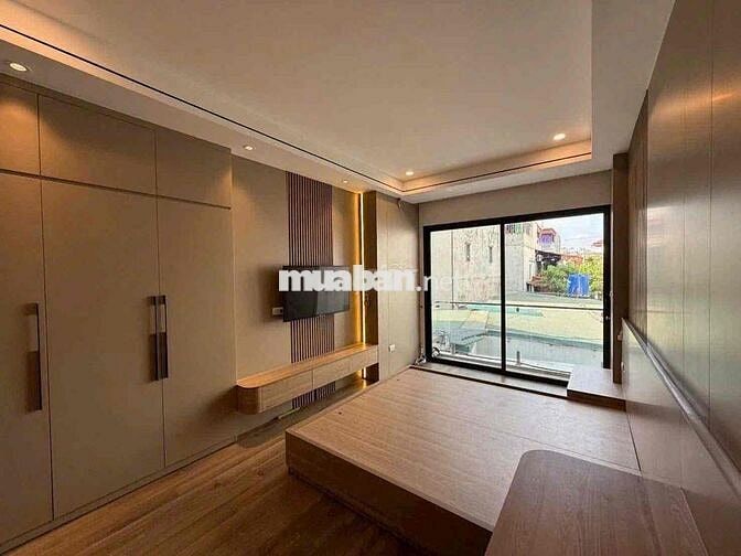 VỠ NỢ BÁN GẤP CĂN NHÀ QUẬN UỶ BẮC TỪ LIÊM MỚI XÂY