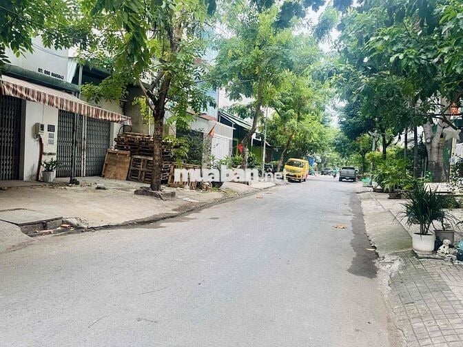 Cho thuê kho sạch, đẹp đường Đặng Thuỳ Trâm. DT 5x22m. Giá 18tr/tháng