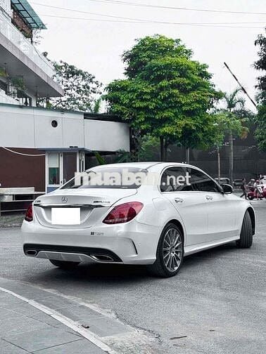 Mercedes-Benz C300 AMG 2017