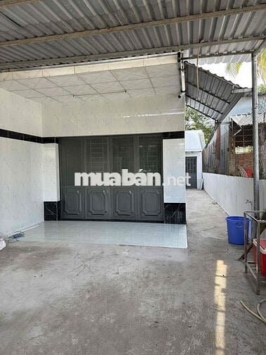bán căn nhà cấp 4 5x21 đường nhựa 4m , gần công viên mậu thân