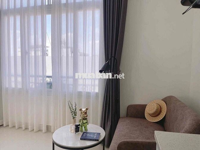 1 Phòng Ngủ Tách Bếp Full Nội Thất - Thang Máy, Hầm Xe gần cv Làng Hoa