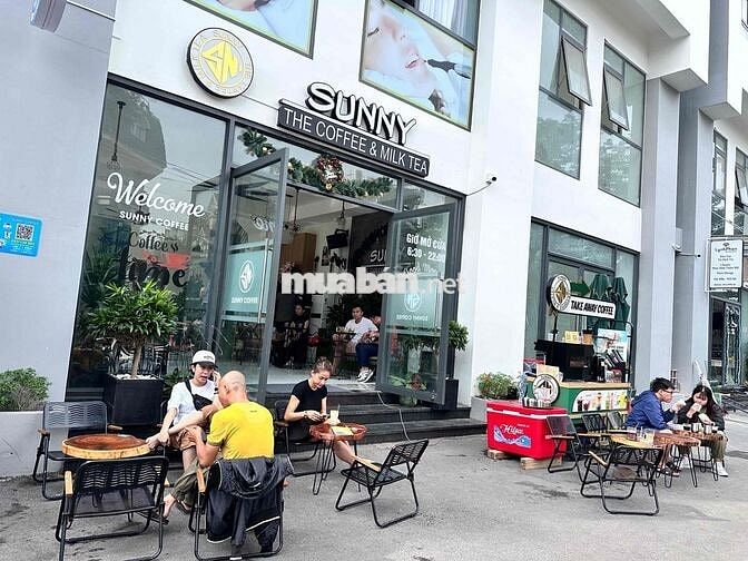 5 NAM PHỤC VỤ CAFE CA SÁNG-TRƯA-TỐI_Cầu tham lương