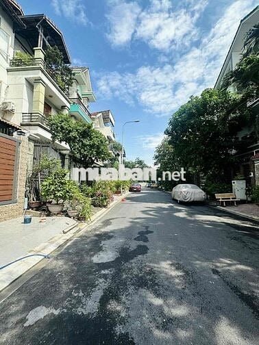 Cho thuê Biệt Thự khu Bên sông khu Điện Ảnh phường Hiệp Bình Chánh