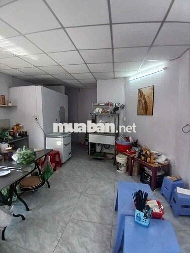 Cần sang quán ăn đc 78c ngay chợ nguyễn đình chiểu