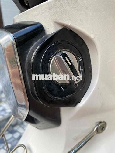 Cub 50cc bản cao cấp, giá rẻ cho học sinh.