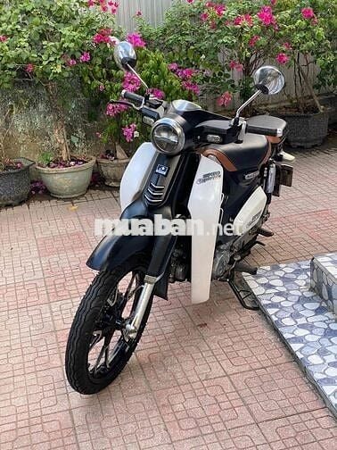 Cub 50cc bản cao cấp, giá rẻ cho học sinh.