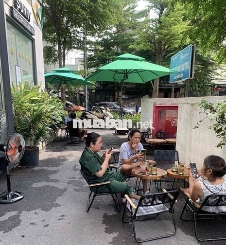 5 NAM PHỤC VỤ CAFE CA SÁNG-TRƯA-TỐI_Cầu tham lương