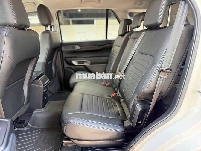 Ford Everest 2024, có hóa đơn, vay Ngân Hàng 75%
