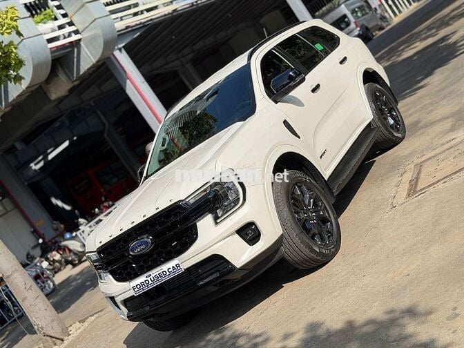 Ford Everest 2024, có hóa đơn, vay Ngân Hàng 75%