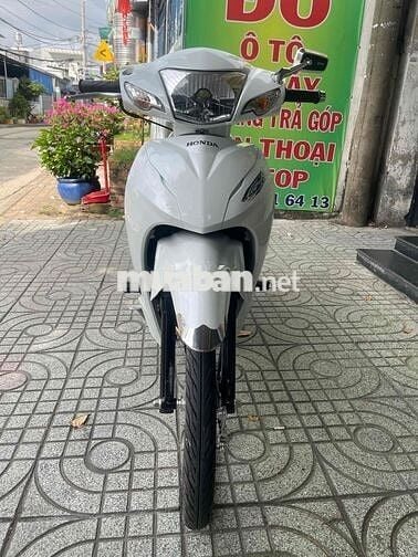 Honda Wave kiểng nhẹ 2025 Trắng 5000 km