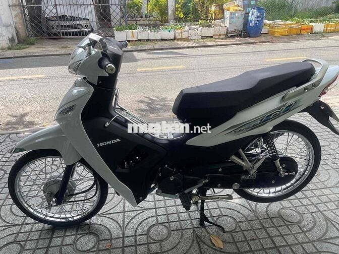 Honda Wave kiểng nhẹ 2025 Trắng 5000 km