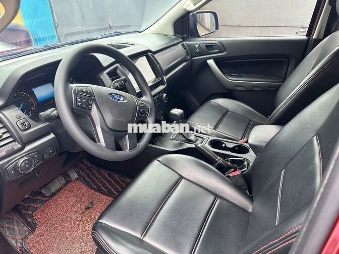 Ford Ranger XLS AT 2019, bảo hành 2027, vay 75%