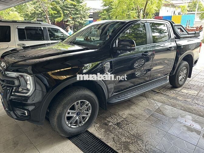 Ford Ranger XLS AT 2025 2.0L 4x2 vay Ngân Hàng 75%