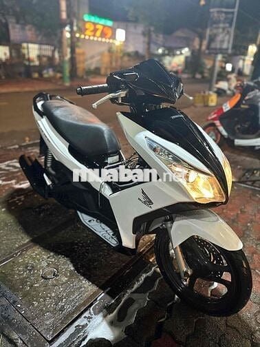 Honda Air Blade 125 2014 Trắng đen