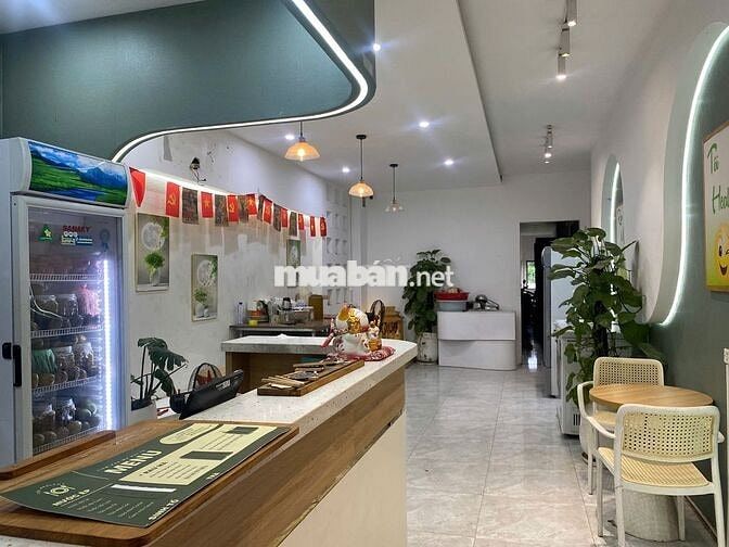 Cho thuê nhà phố 3 tầng, 2 mặt tiền trung tâm Văn Giang