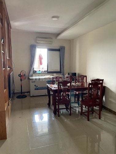 Cần bán căn hộ tầng cao, view sông