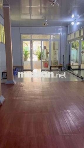 Cho thuê nhà 300m2 gần cụm trường học Dĩ An đường Nguyễn Du
