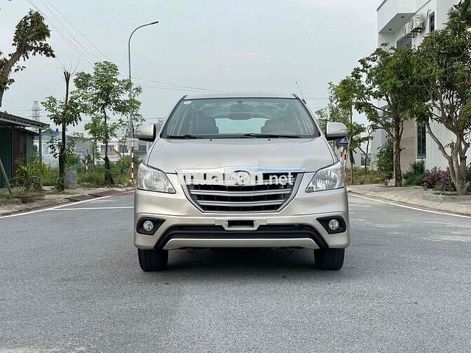 Bán Toyota Innova 2015 bản đủ E xịn 8 chỗ gầm cao