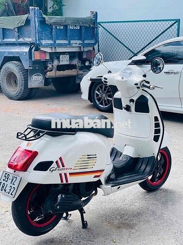Piaggio Vespa GTS Trắng Zin Đẹp