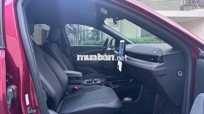Mustang Mach E 2025 Đi Lướt Xe Xuất Hoá Đơn