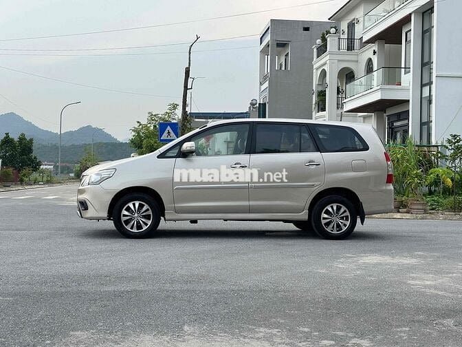 Bán Toyota Innova 2015 bản đủ E xịn 8 chỗ gầm cao