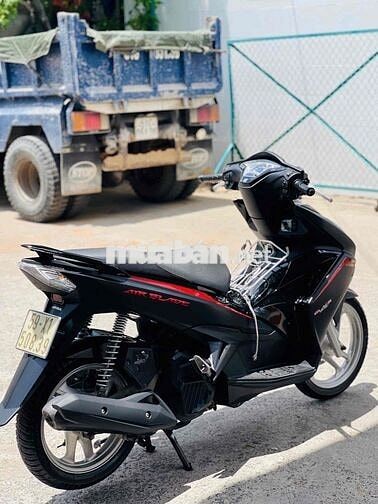 Honda Air Blade 2015 Đen nhám chính chủ