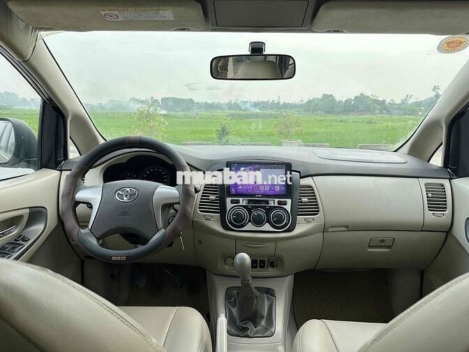 Bán Toyota Innova 2015 bản đủ E xịn 8 chỗ gầm cao