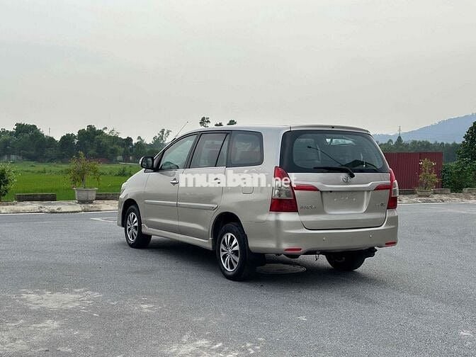 Bán Toyota Innova 2015 bản đủ E xịn 8 chỗ gầm cao