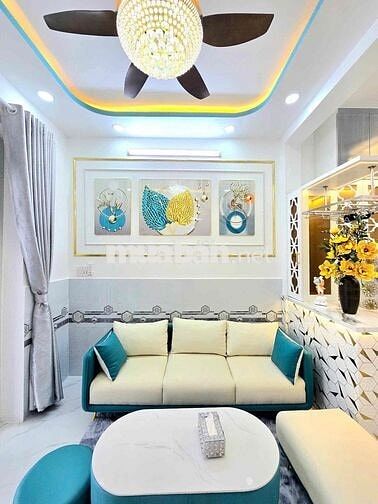 🔥🔥nhà bán mặt tiền hẻm 5 m vị trí kinh doanh được đông đúc🔥🔥🔥