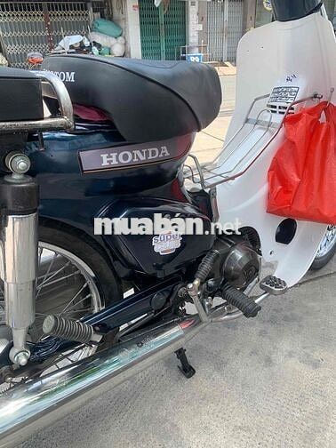Honda Cub Tom 50cc có đề siêu bền và lợi xăng