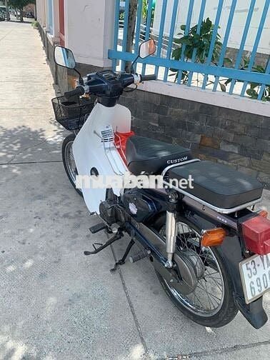 Honda Cub Tom 50cc có đề siêu bền và lợi xăng