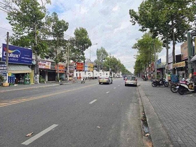 BÁN BĐS DÒNG TIỀN GARA Ô TÔ MẶT TIỀN LÊ HỒNG PHONG PHÚ HÒA