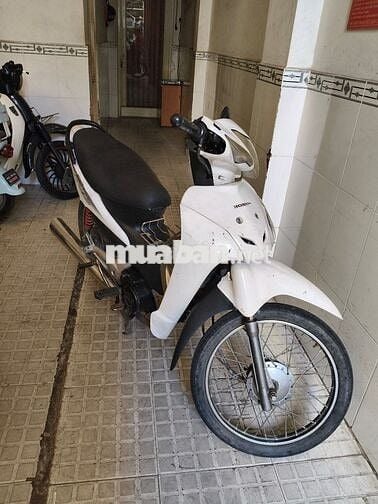XE WALE 50CC TRẮNG - HS LỚP 10