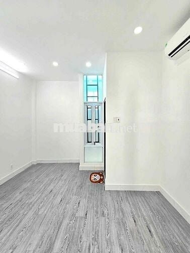 🔥🔥nhà bán mặt tiền hẻm 5 m vị trí kinh doanh được đông đúc🔥🔥🔥