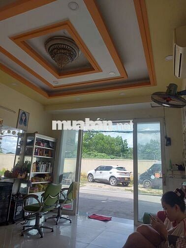 Nhà 2 mặt tiền đường số 21 - BHH