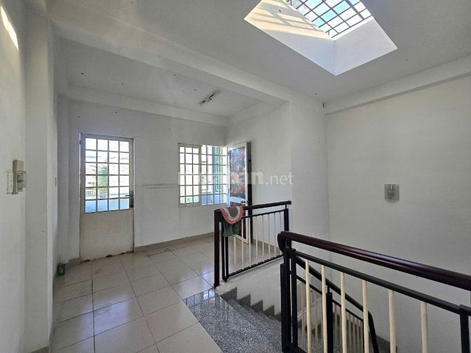 Bán Căn GÓC 2 Mặt hẻm CÔNG VIÊN đường GÒ Dầu. DT 4.5x17- ĐÚc 4 Tấm