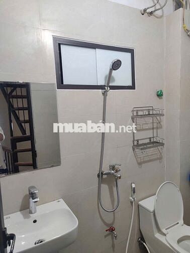 Cho thuê nhà riêng phố Lê Thanh Nghị - 25m2 -4 tầng