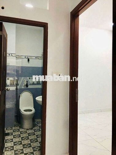 Nhà cho thuê Đs 8 - Lê Văn Quới, BT (2PN 2WC) hẻm 5m, nhà sạch sẽ