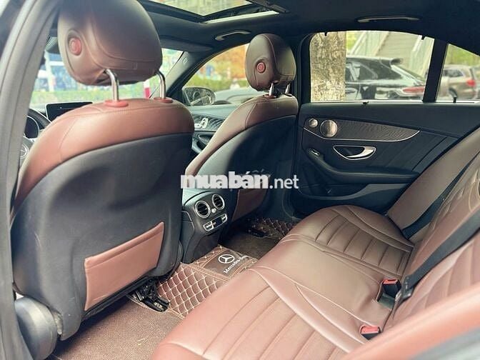 Mercedes-Benz C300 AMG 2016 Đen