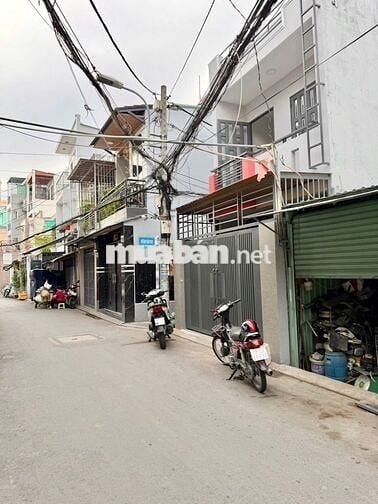 BÁN NHÀ MẶT TIỀN HẺM 95 LÊ VĂN LƯƠNG, QUẬN 7