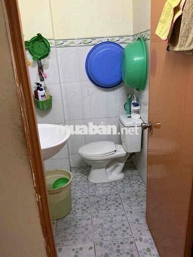 nhà cho thuê nguyên căn ngang 3-12m trệt 1lầu. gct 6tr/th